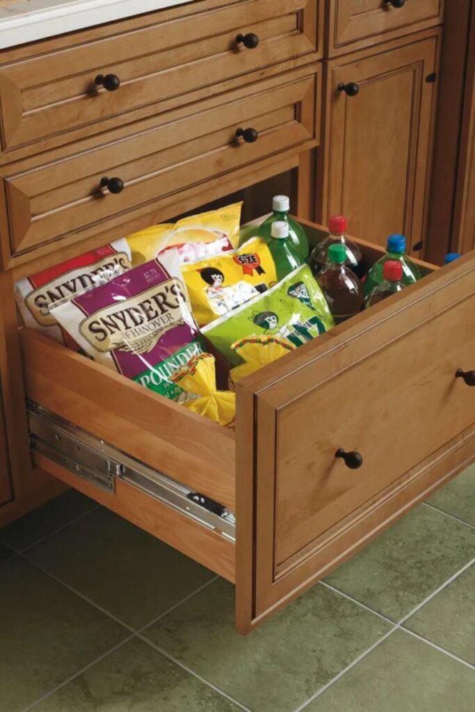 Deep+Drawer+Base+Cabinet+Diamond+Distinction+Premium+Accessories
